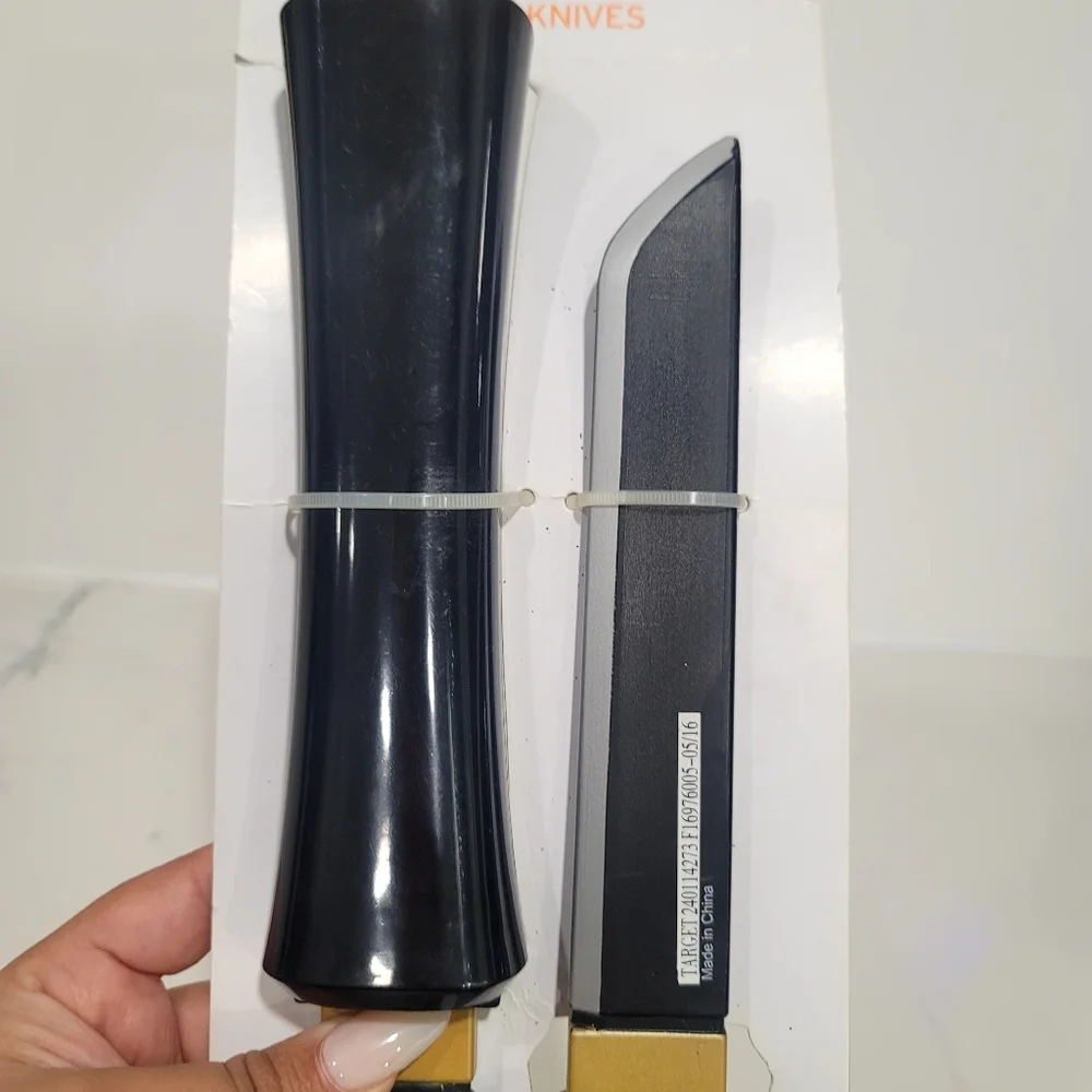 NEW TARGET Kids Ninja Fake Play Plastic Knives